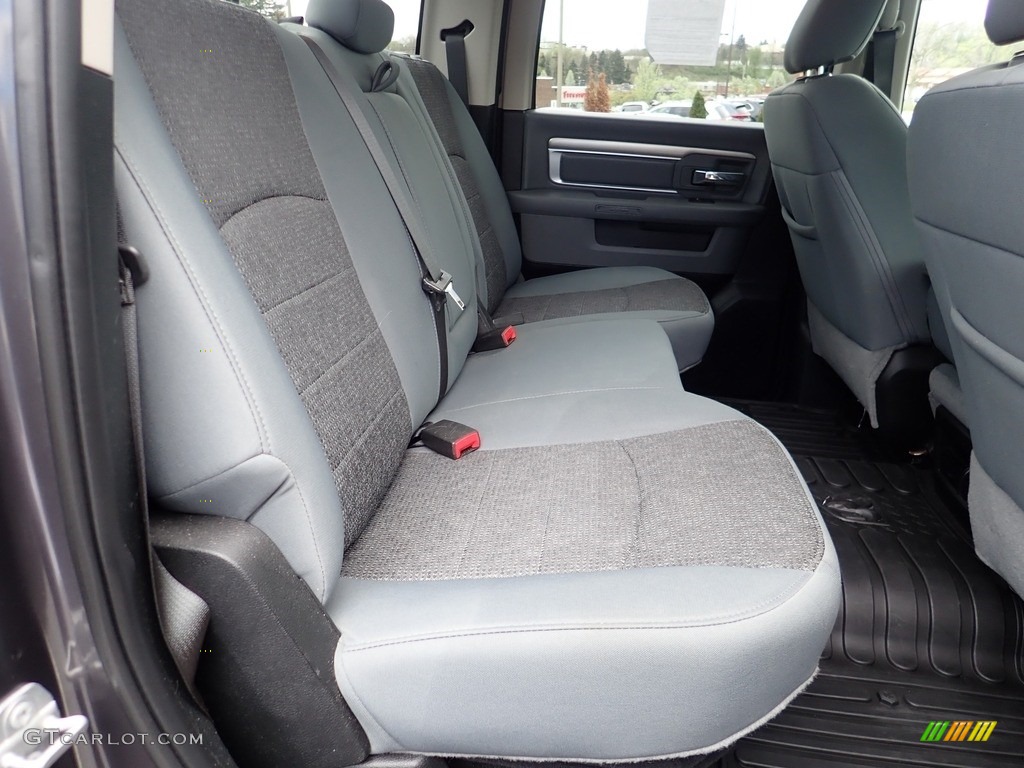 2018 1500 Big Horn Crew Cab 4x4 - Granite Crystal Metallic / Black/Diesel Gray photo #17