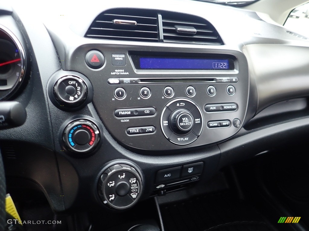 2013 Fit Sport - Alabaster Silver Metallic / Sport Black photo #22