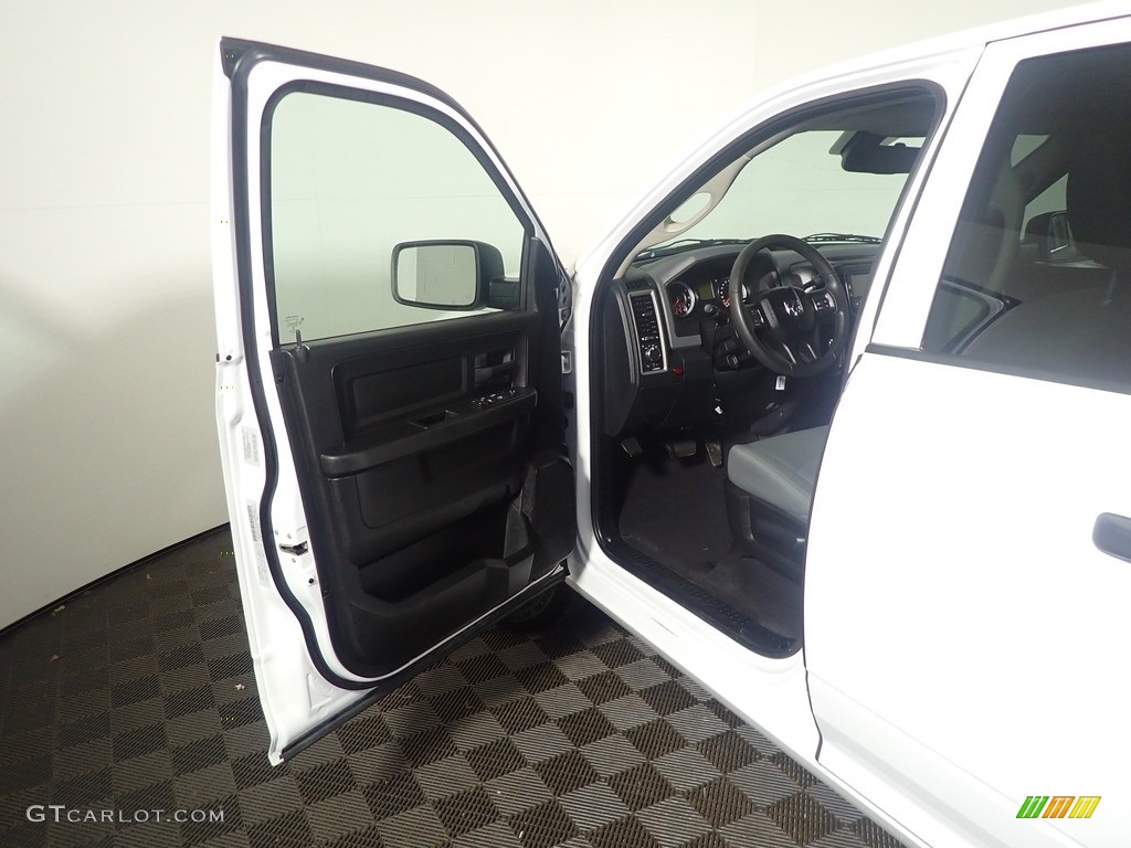 2015 1500 Tradesman Quad Cab 4x4 - Bright White / Black/Diesel Gray photo #18