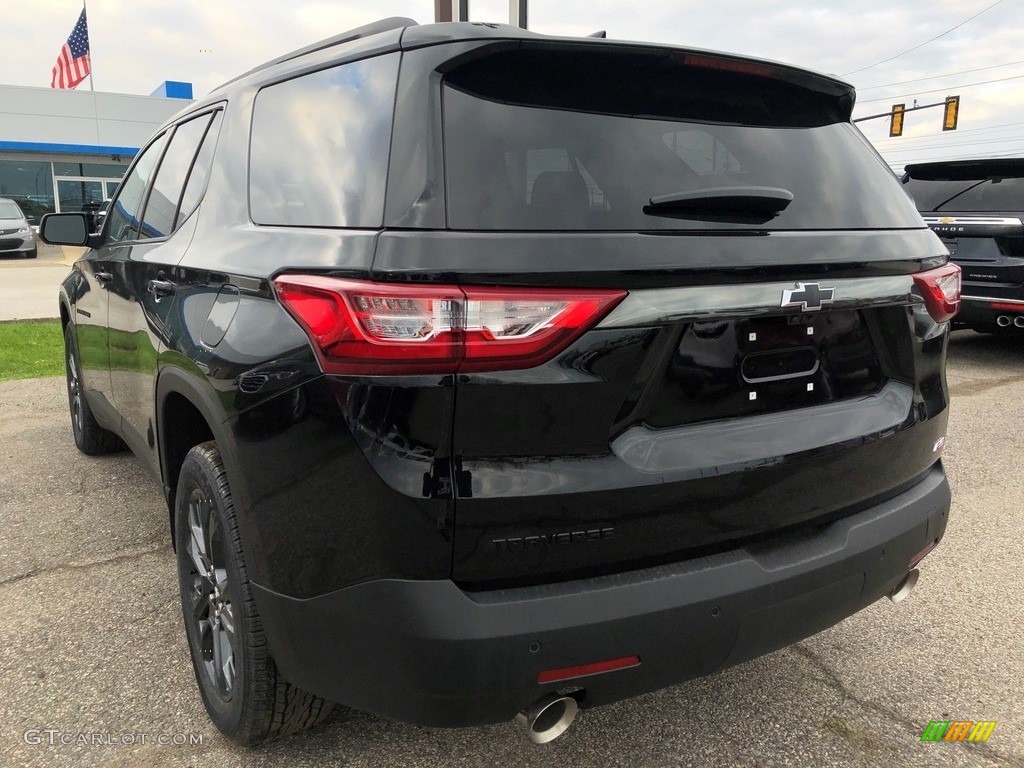 2021 Traverse LT - Mosaic Black Metallic / Jet Black photo #4