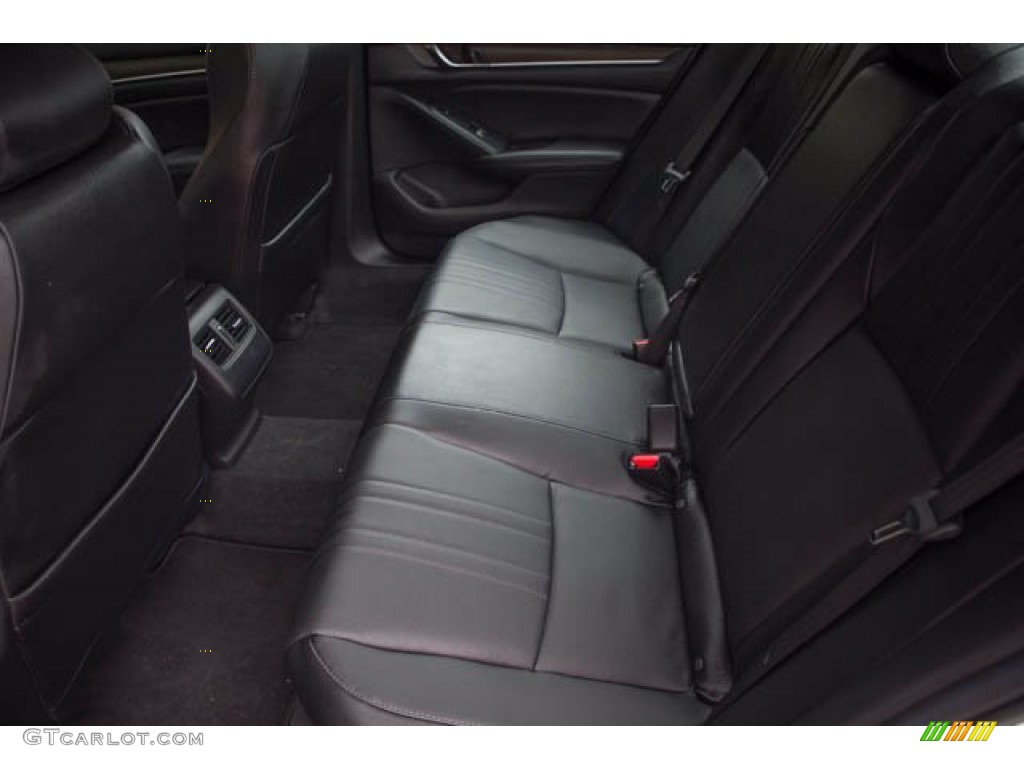 2020 Accord Touring Sedan - Platinum White Pearl / Black photo #4