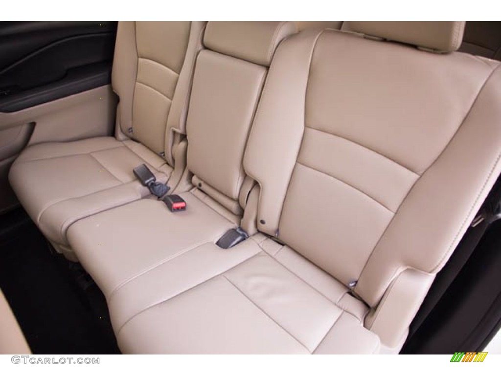 Beige Interior 2018 Honda Pilot EX-L Photo #141708434