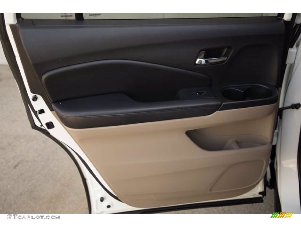 2018 Honda Pilot EX-L Beige Door Panel Photo #141708734