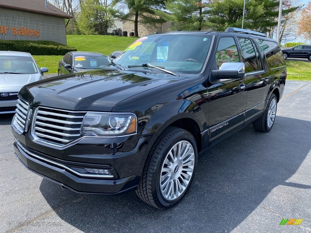 Black Velvet 2017 Lincoln Navigator L Reserve 4x4 Exterior Photo #141710678