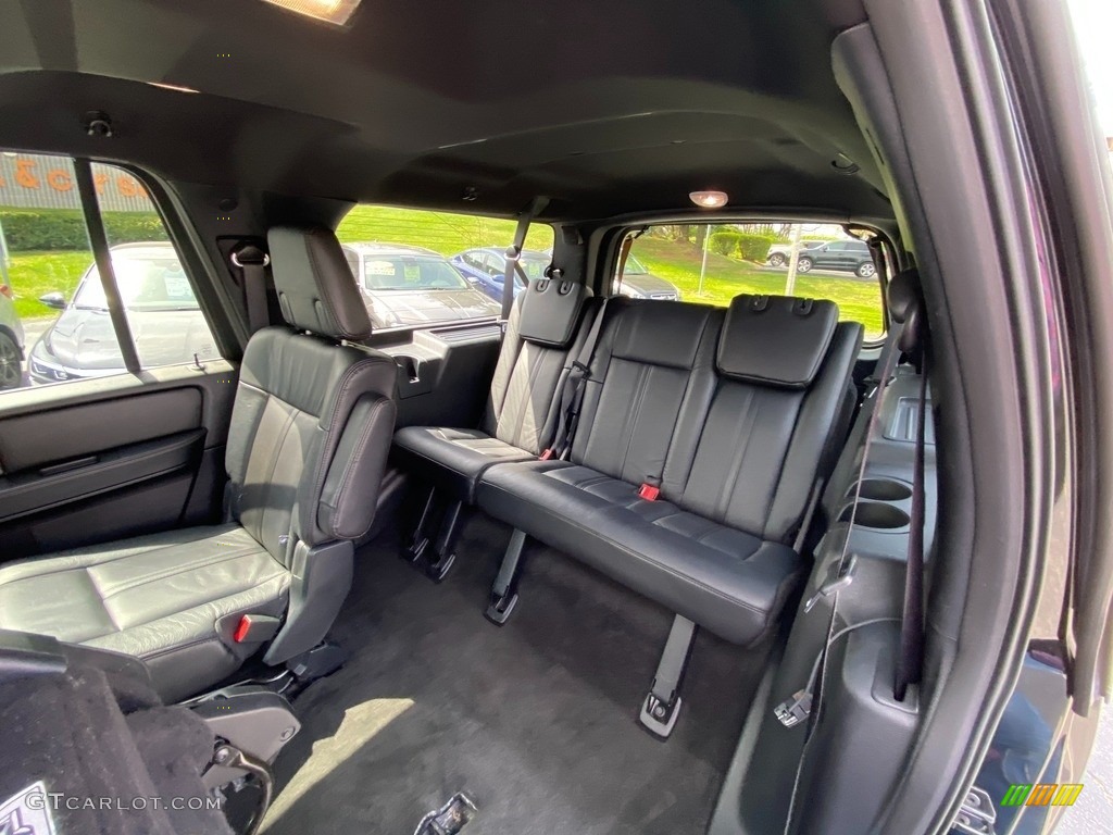 2017 Lincoln Navigator L Reserve 4x4 Rear Seat Photos