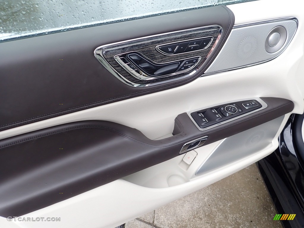 2020 Lincoln Continental Black Label AWD Chalet Theme/Alpine Door Panel Photo #141712844