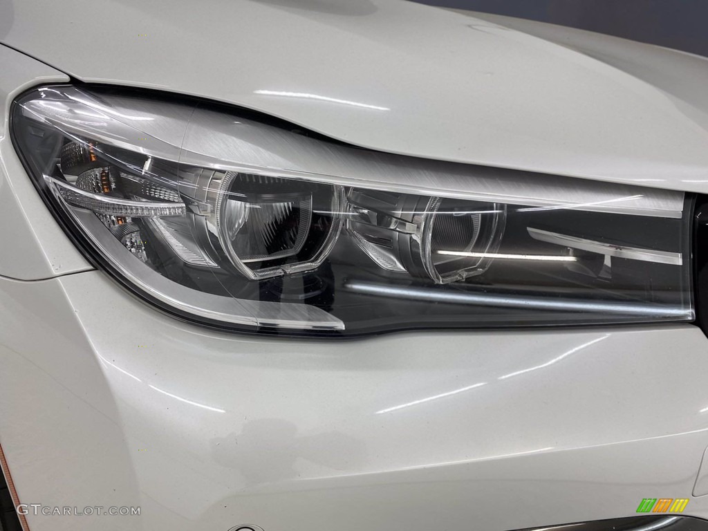 2018 7 Series 740i Sedan - Mineral White Metallic / Black photo #7