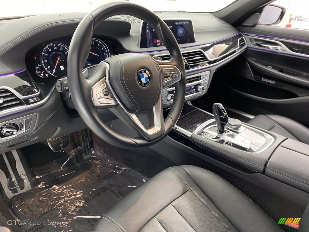 2018 7 Series 740i Sedan - Mineral White Metallic / Black photo #15