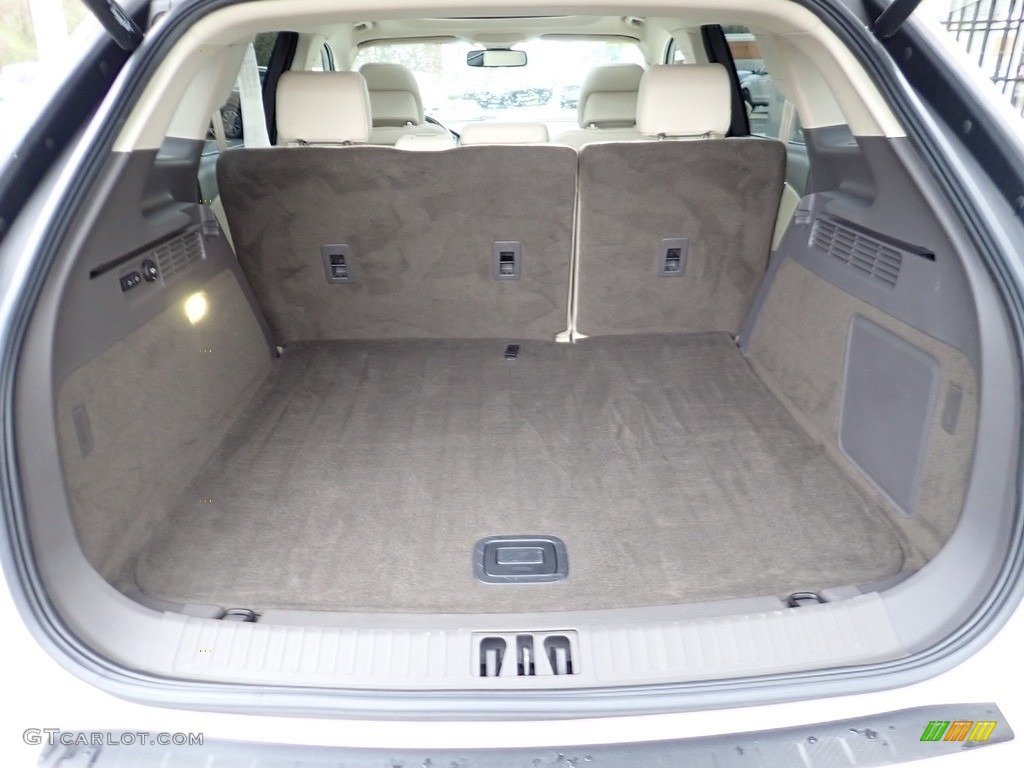 2016 Lincoln MKX Reserve AWD Trunk Photo #141713366