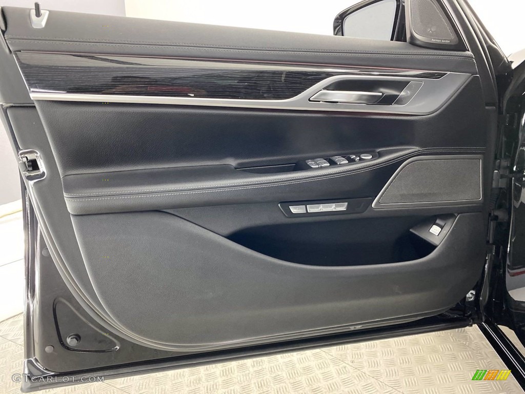 2018 7 Series 740i Sedan - Black Sapphire Metallic / Black photo #13