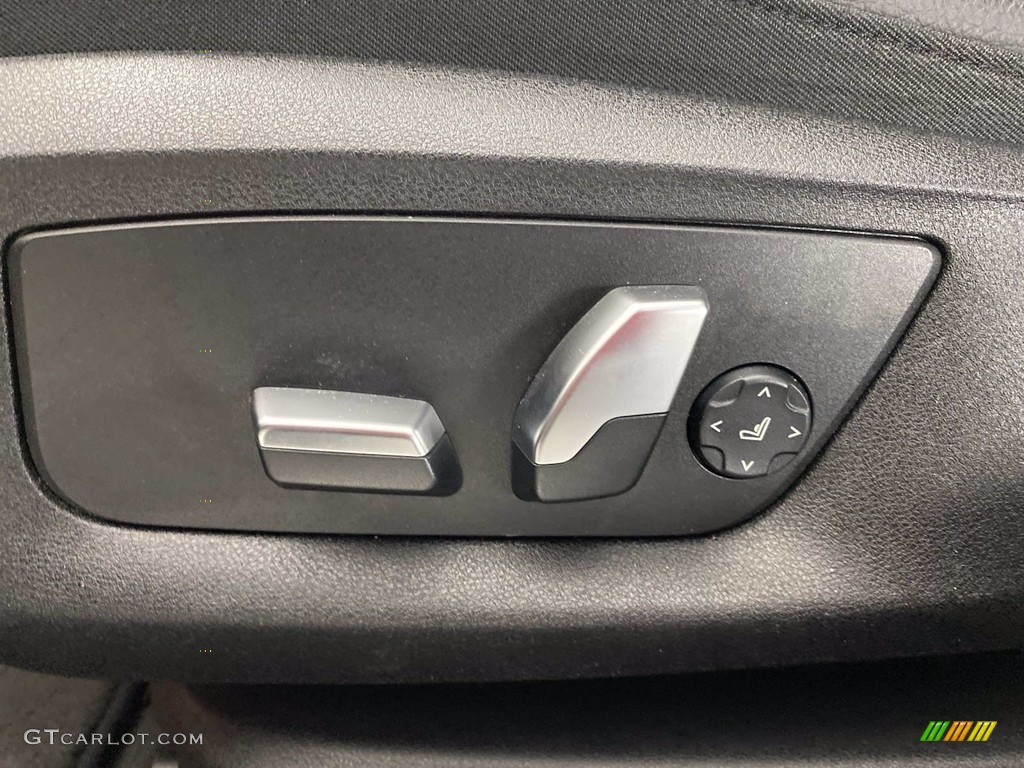 2018 7 Series 740i Sedan - Black Sapphire Metallic / Black photo #15