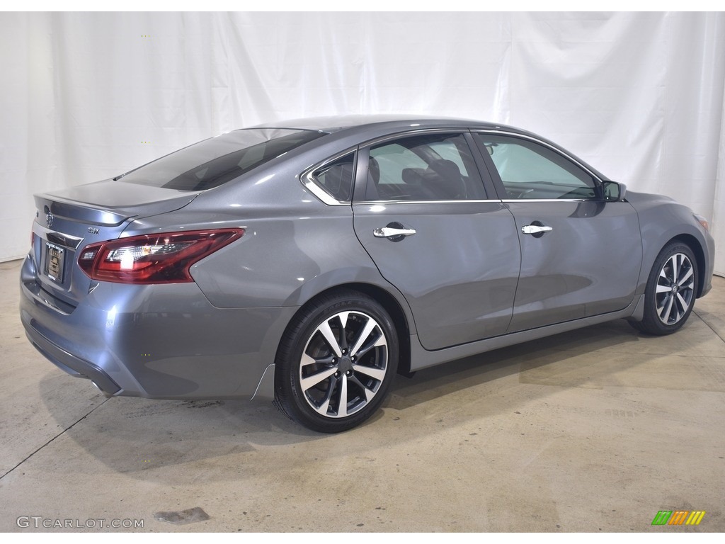 2017 Altima 2.5 SR - Gun Metallic / Charcoal photo #2