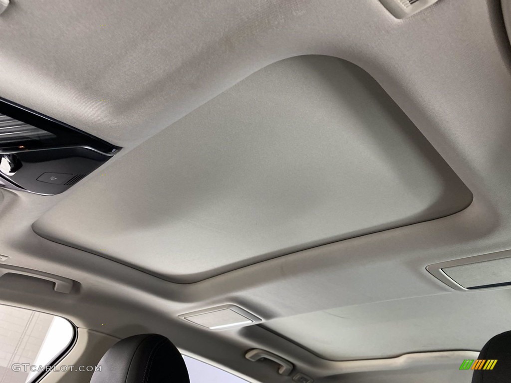 2018 7 Series 740i Sedan - Black Sapphire Metallic / Black photo #31