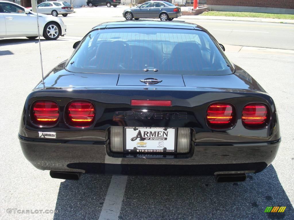 1995 Corvette Coupe - Black / Black photo #42