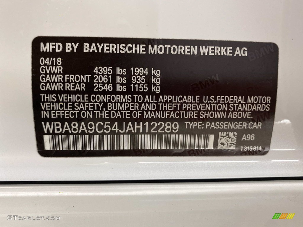 2018 3 Series 320i Sedan - Mineral White Metallic / Black photo #37