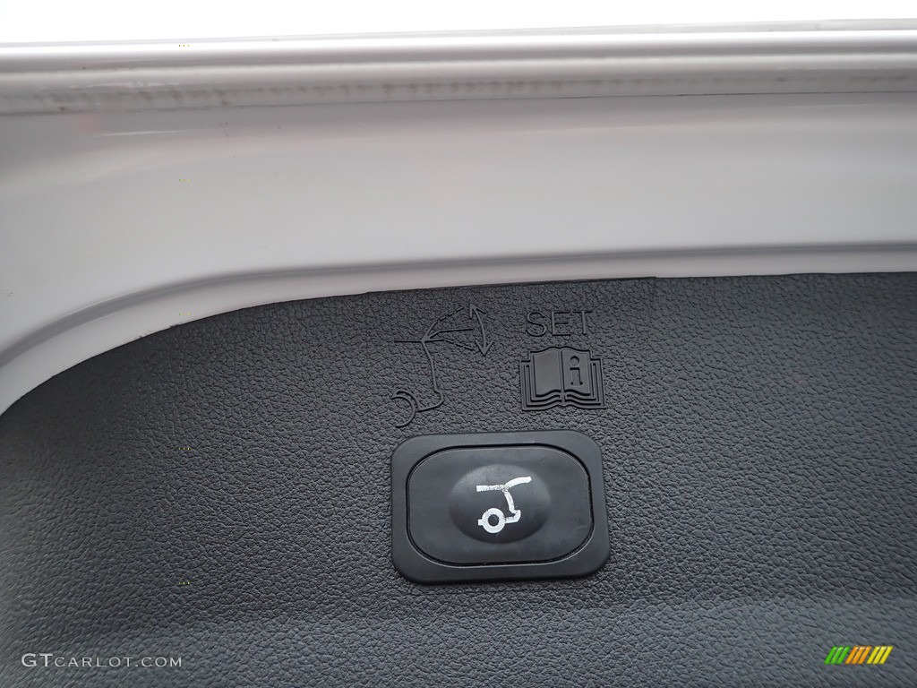 2015 Escape Titanium 4WD - White Platinum Metallic Tri-Coat / Medium Light Stone photo #12