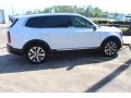 2020 Snow White Pearl Kia Telluride S  photo #9