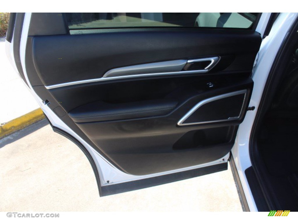 2020 Telluride S - Snow White Pearl / Black photo #21