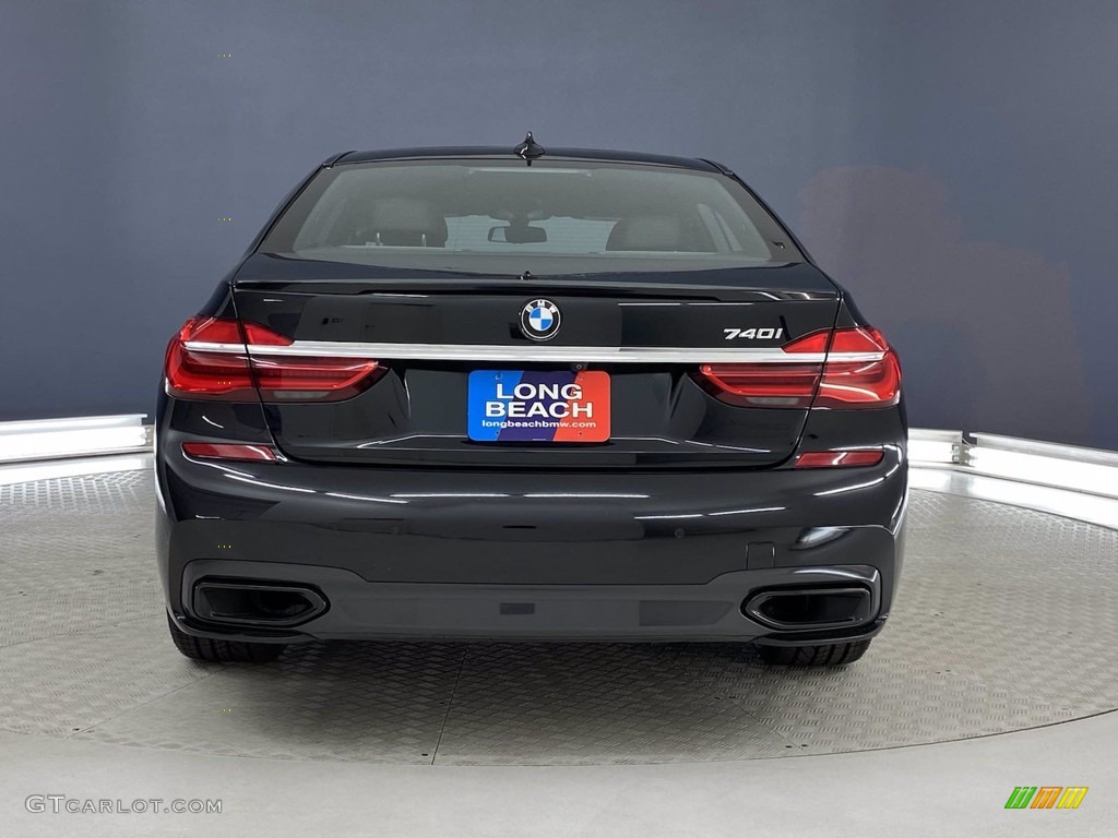 2018 7 Series 740i Sedan - Black Sapphire Metallic / Black photo #4