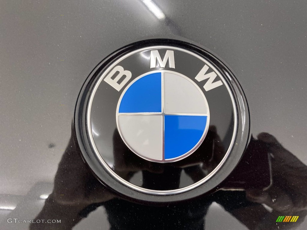 2018 7 Series 740i Sedan - Black Sapphire Metallic / Black photo #8