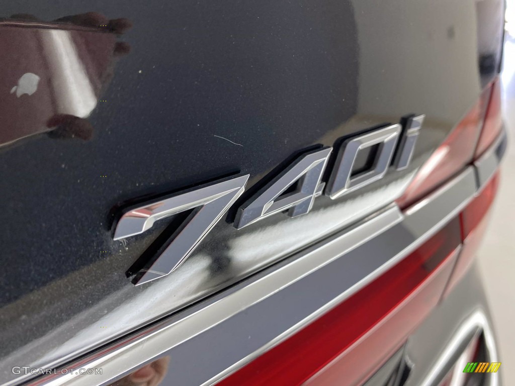 2018 7 Series 740i Sedan - Black Sapphire Metallic / Black photo #11