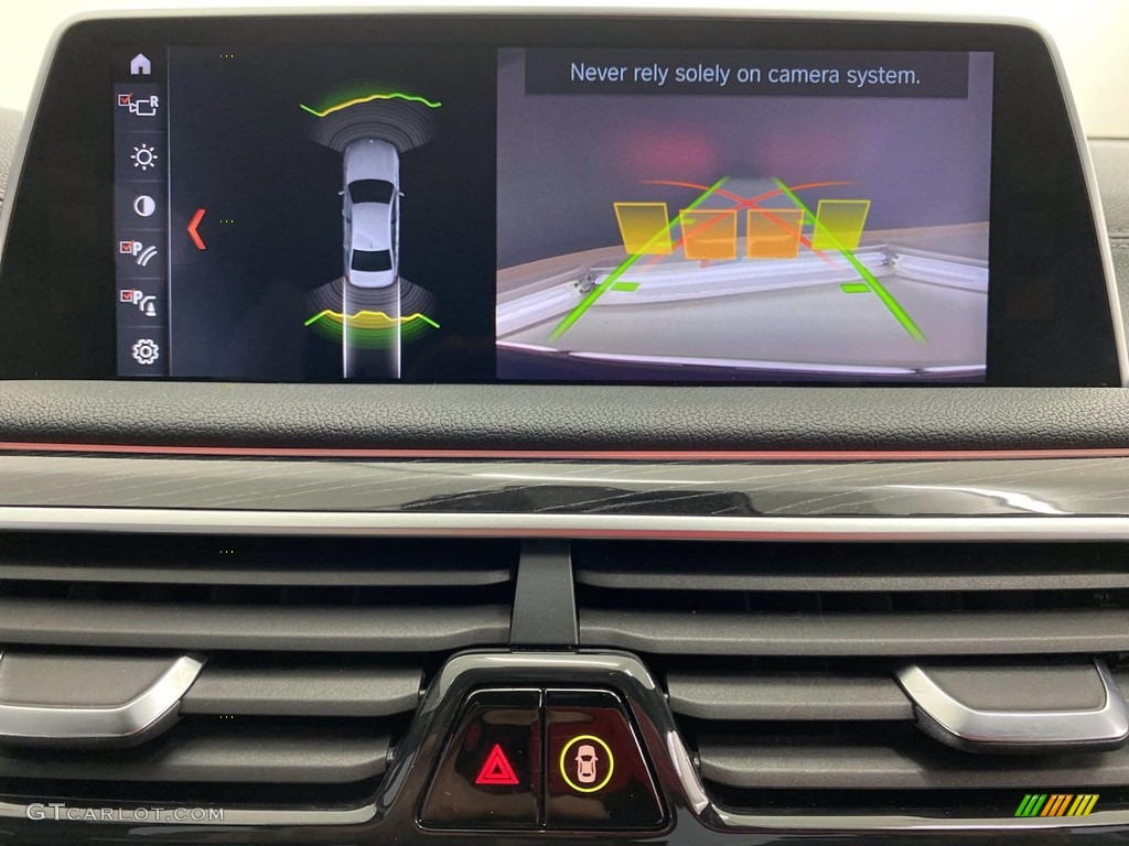 2018 7 Series 740i Sedan - Black Sapphire Metallic / Black photo #25