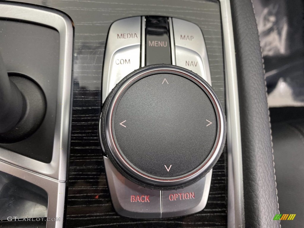 2018 7 Series 740i Sedan - Black Sapphire Metallic / Black photo #29