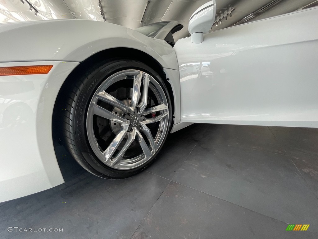 2014 Audi R8 Spyder V8 Wheel Photos