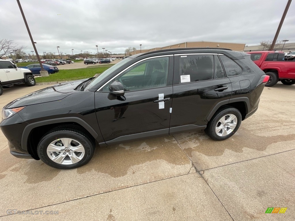 2021 RAV4 XLE AWD - Midnight Black Metallic / Light Gray photo #1