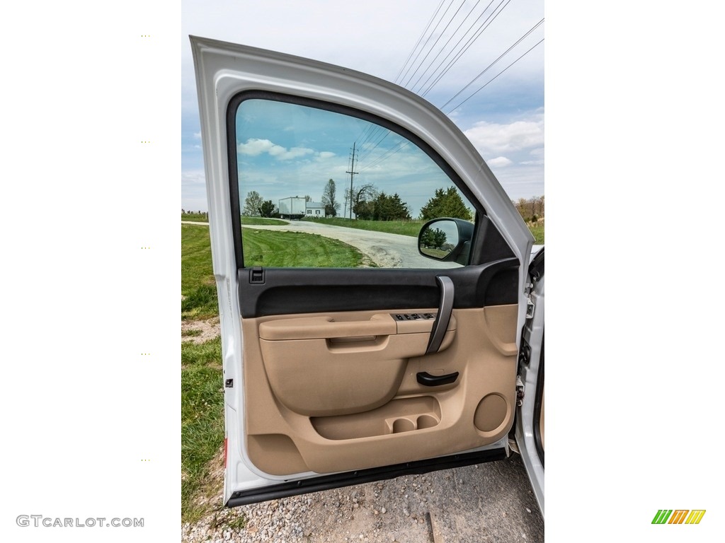 2010 Chevrolet Silverado 1500 Hybrid Crew Cab Light Cashmere/Ebony Door Panel Photo #141722011