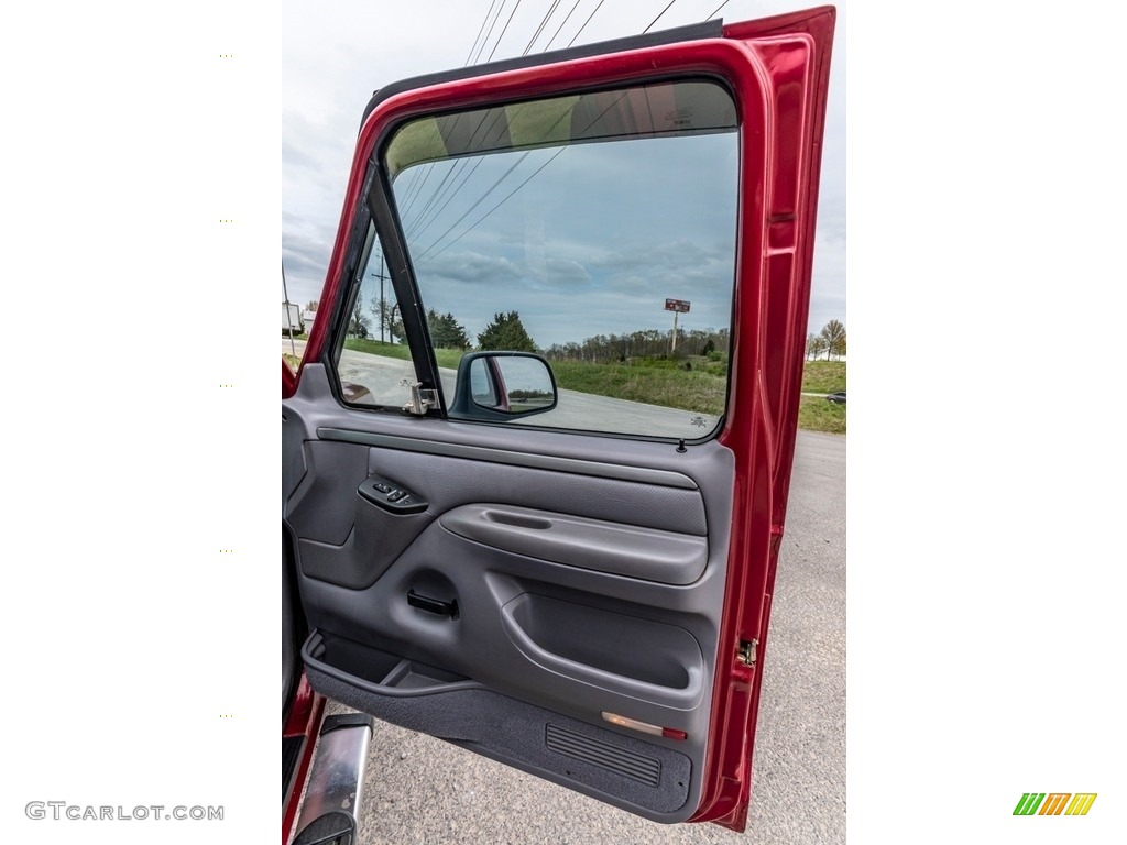 1995 Ford F150 XLT Extended Cab 4x4 Door Panel Photos