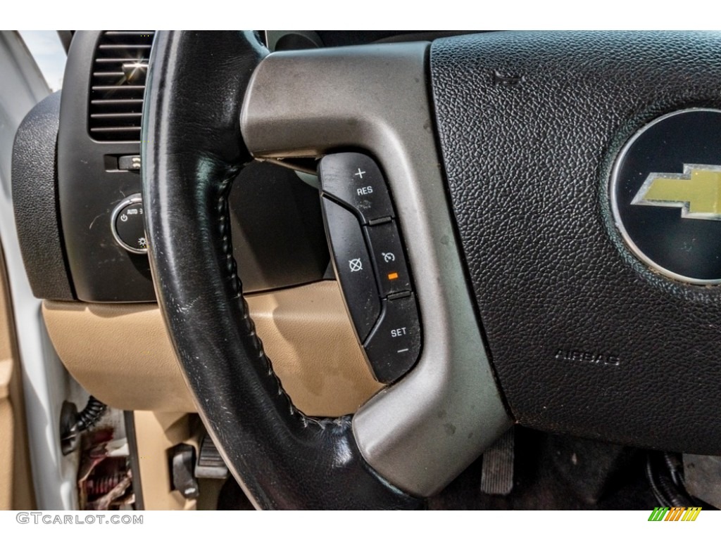 2010 Chevrolet Silverado 1500 Hybrid Crew Cab Light Cashmere/Ebony Steering Wheel Photo #141722278