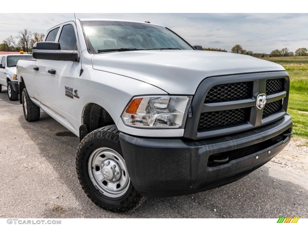 Bright White 2016 Ram 2500 Tradesman Crew Cab 4x4 Exterior Photo #141722479