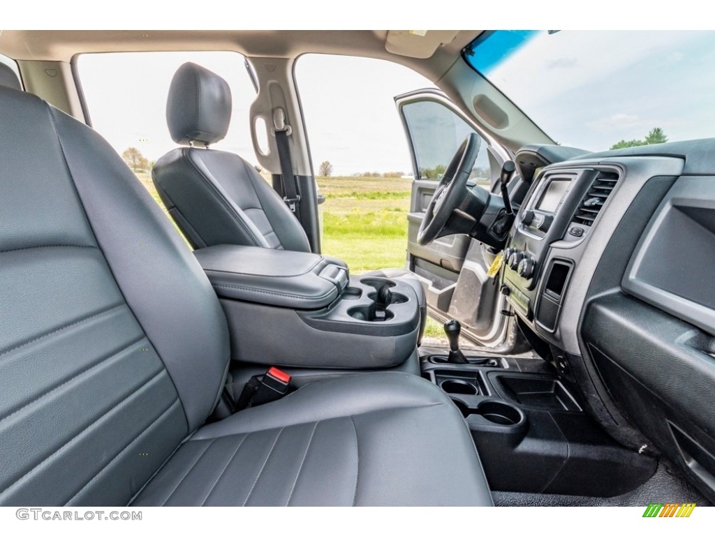 2016 Ram 2500 Tradesman Crew Cab 4x4 Front Seat Photo #141722836