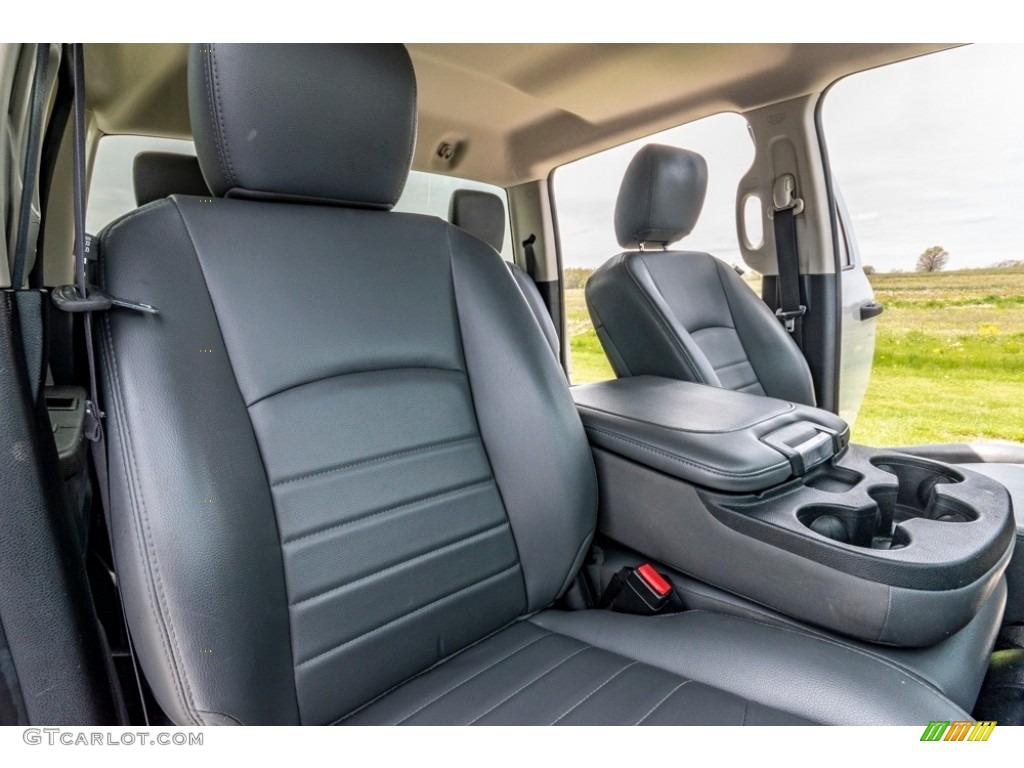 2016 Ram 2500 Tradesman Crew Cab 4x4 Front Seat Photo #141722845