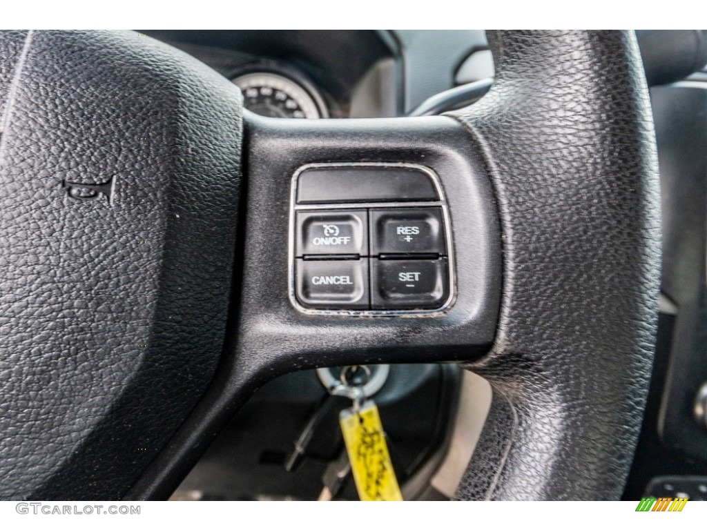 2016 Ram 2500 Tradesman Crew Cab 4x4 Black/Diesel Gray Steering Wheel Photo #141722875
