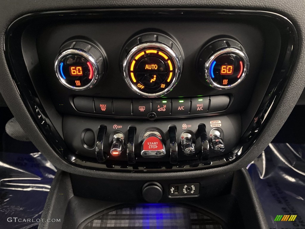 2018 Clubman Cooper - British Racing Green II Metallic / Carbon Black photo #26