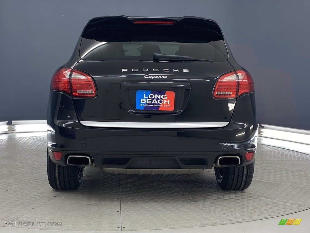2013 Cayenne  - Black / Black photo #4