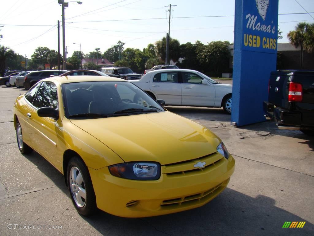 2004 Cavalier LS Coupe - Rally Yellow / Graphite photo #4