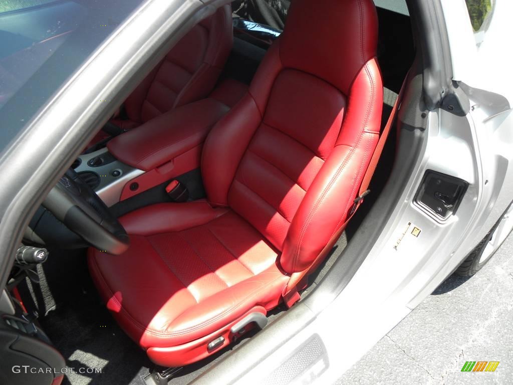 Red Interior 2005 Chevrolet Corvette Coupe Photo #14172630