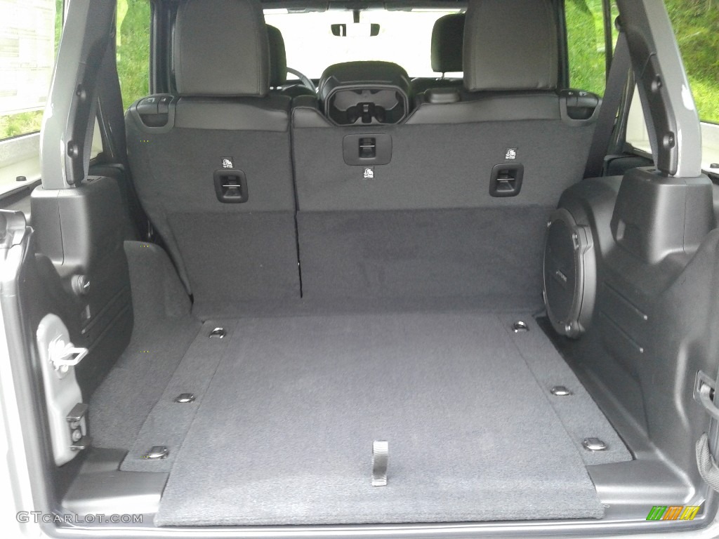 2021 Jeep Wrangler Unlimited Sahara 4x4 Trunk Photos