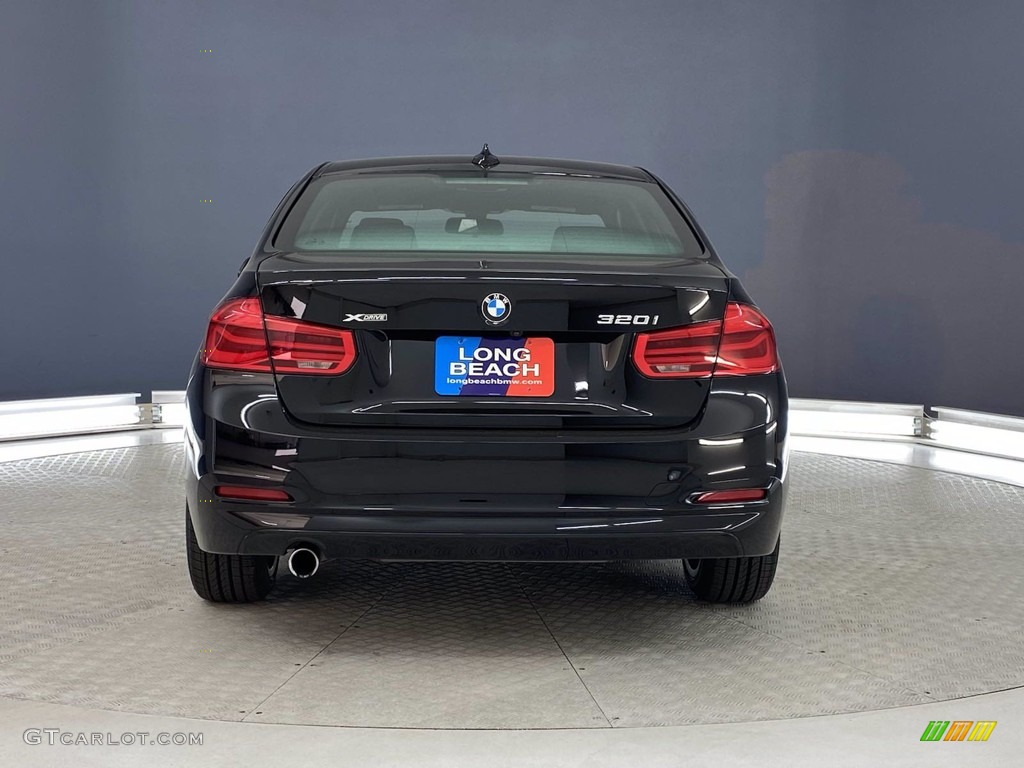 2018 3 Series 320i xDrive Sedan - Jet Black / Black photo #4