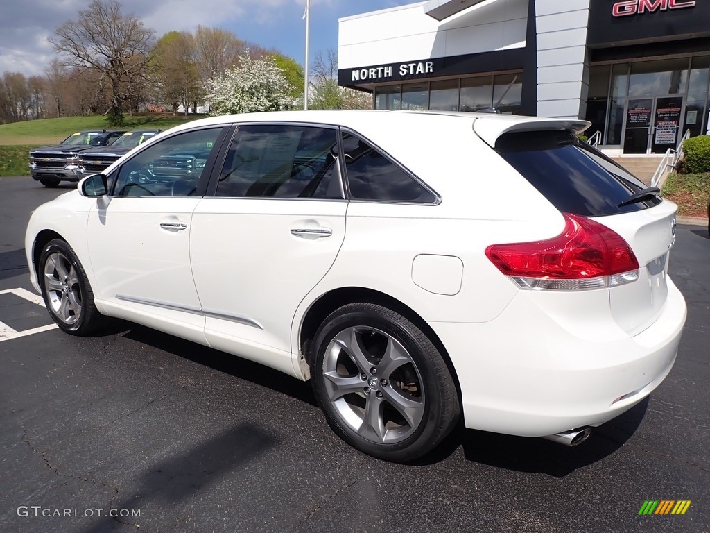 2011 Venza V6 AWD - Blizzard Pearl White / Light Gray photo #12