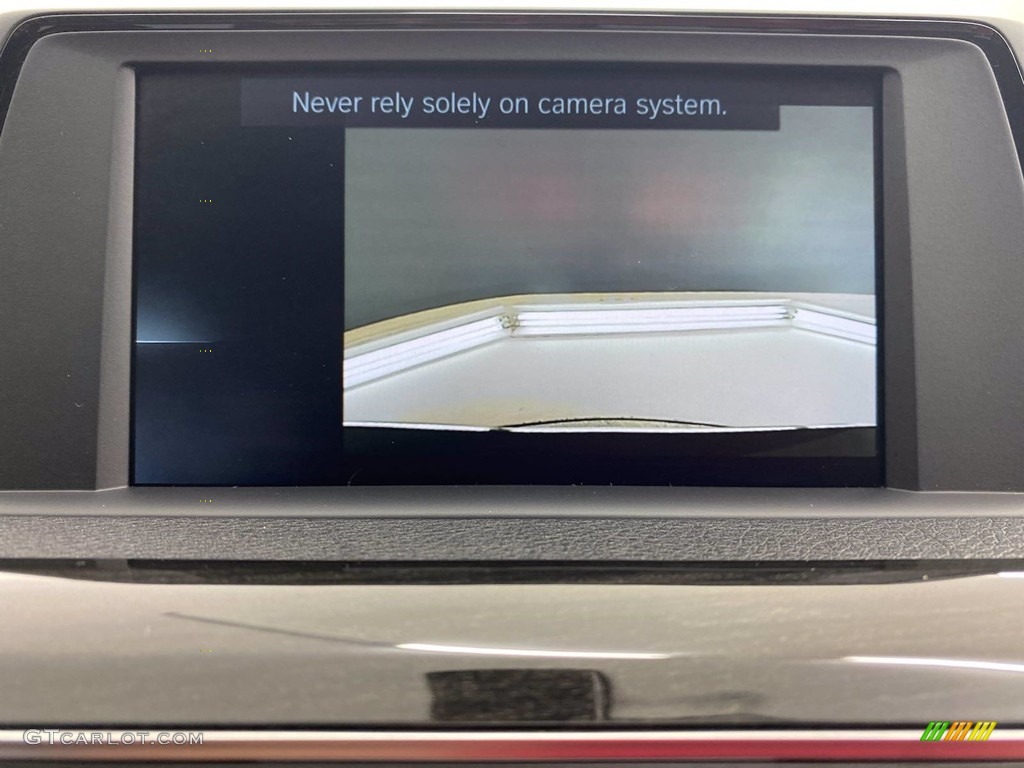 2018 3 Series 320i xDrive Sedan - Jet Black / Black photo #24