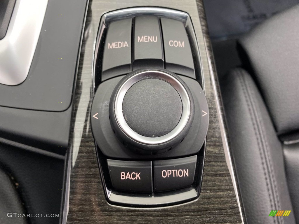 2018 3 Series 320i xDrive Sedan - Jet Black / Black photo #29