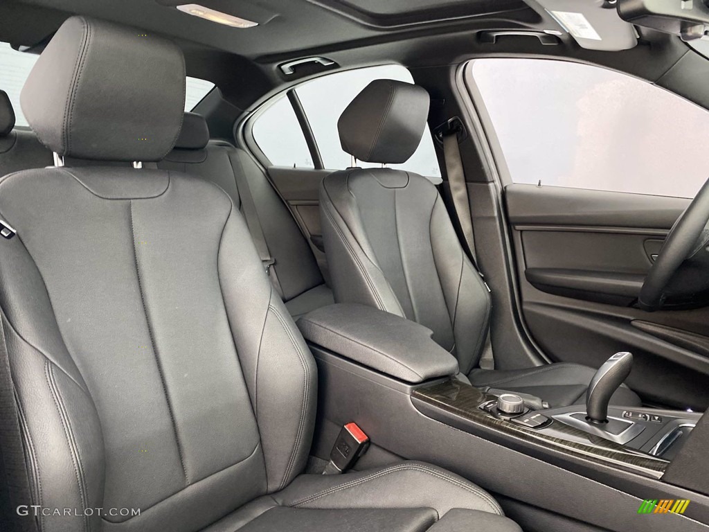 2018 3 Series 320i xDrive Sedan - Jet Black / Black photo #34