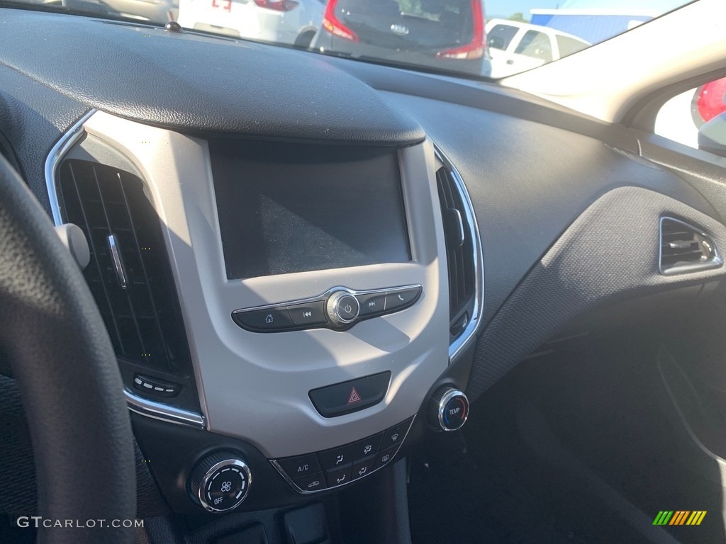 2017 Cruze LS - Arctic Blue Metallic / Jet Black photo #10