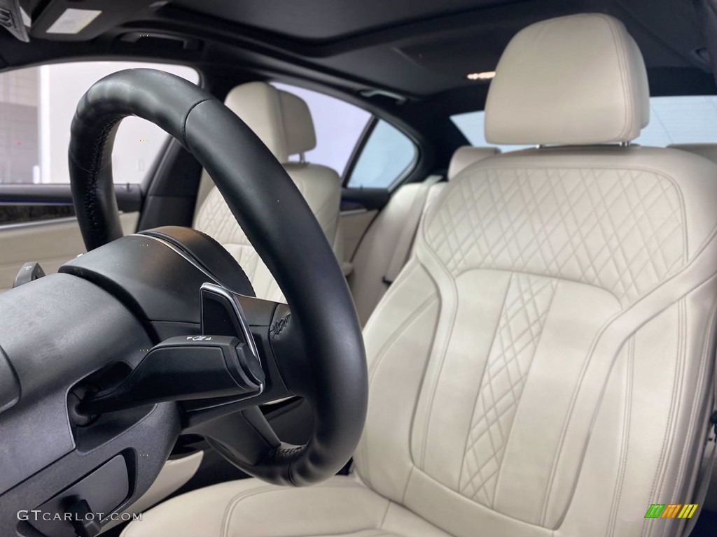 2018 5 Series 530e iPerfomance Sedan - Carbon Black Metallic / Ivory White photo #17