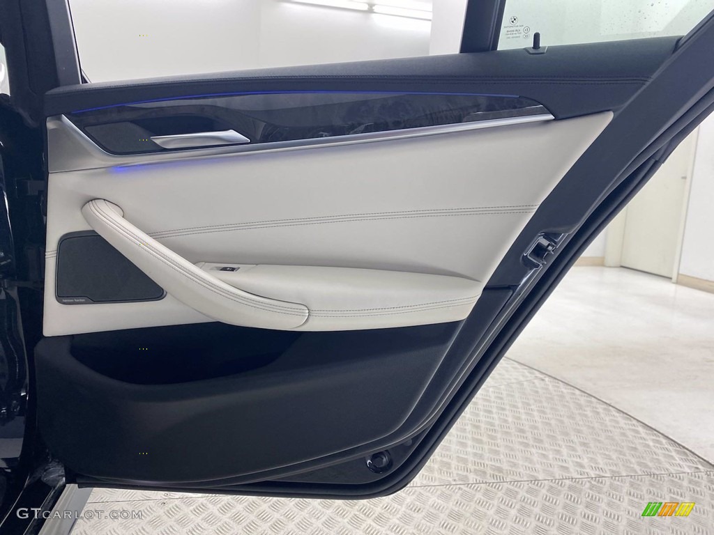 2018 5 Series 530e iPerfomance Sedan - Carbon Black Metallic / Ivory White photo #35