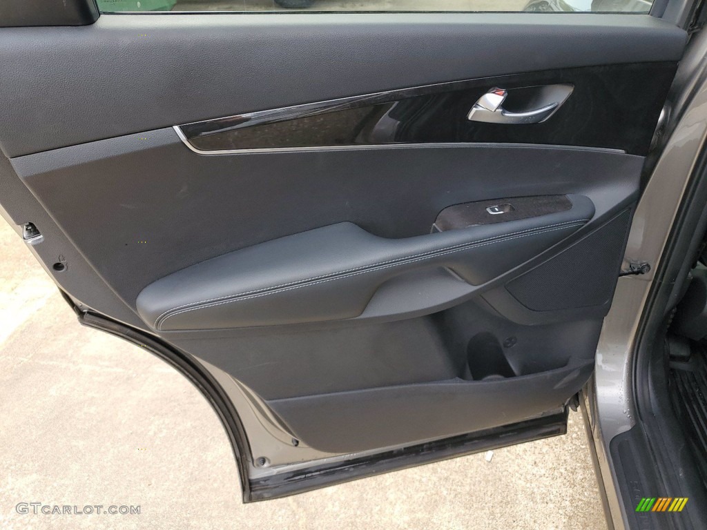 2018 Kia Sorento LX Black Door Panel Photo #141735002